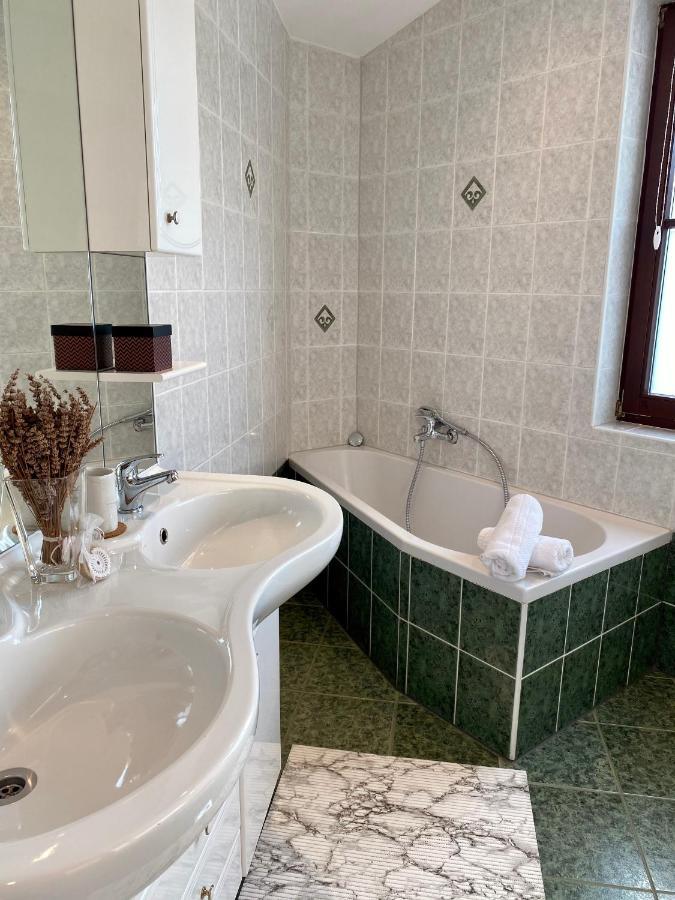 Apartma Bernard Radovljica Bagian luar foto